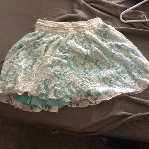 Lace skirt